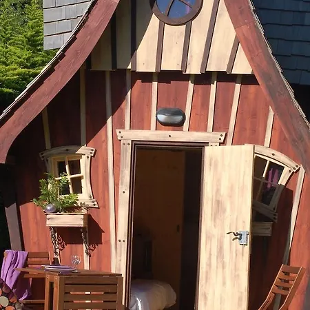 Insolites Du De Trezulien Otel 4*